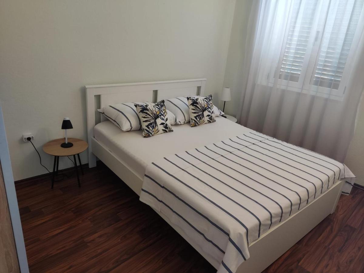 Apartment Dalma Podgora Ngoại thất bức ảnh